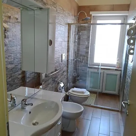Casa Di Fiore דירה טרצ'ינה