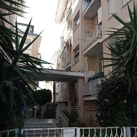 Casa Di Fiore דירה *